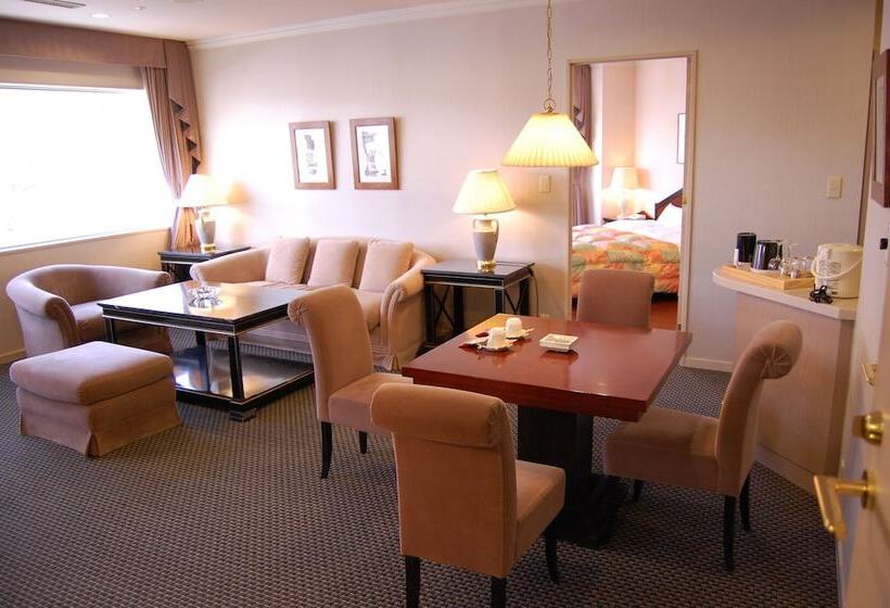 جناح, Otaru Asari Classe