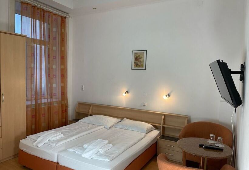 اتاق استاندارد, Pension Vera