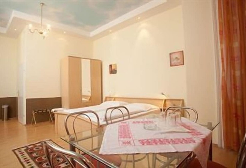 اتاق استاندارد, Pension Vera