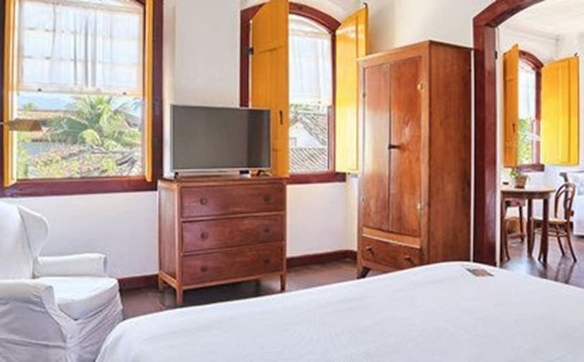 جناح, Pousada Do Ouro