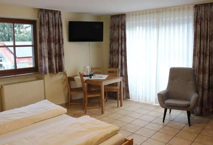 اتاق استاندارد, Landhotel Guglhupf