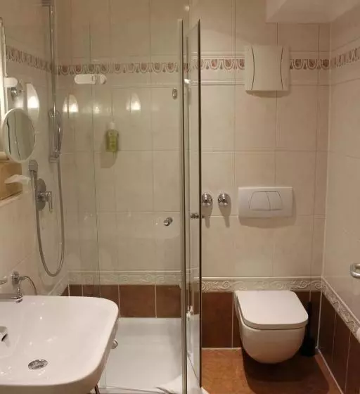 اتاق استاندارد, Landhotel Guglhupf