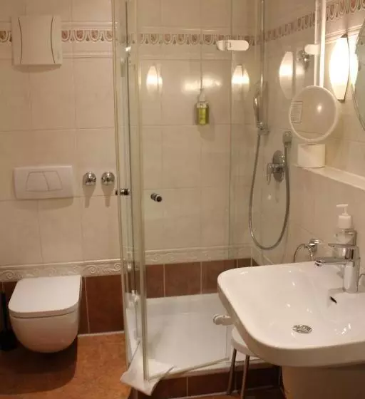 اتاق استاندارد, Landhotel Guglhupf