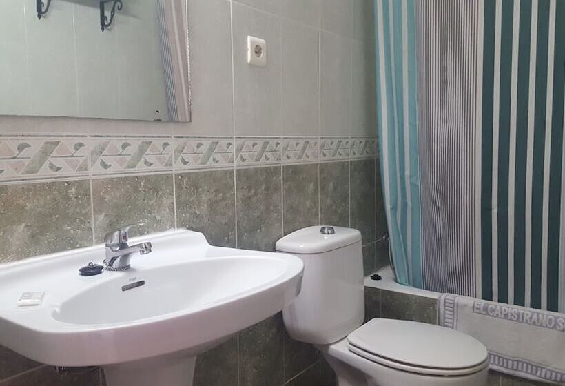 דירת חדר, El Capistrano Sur