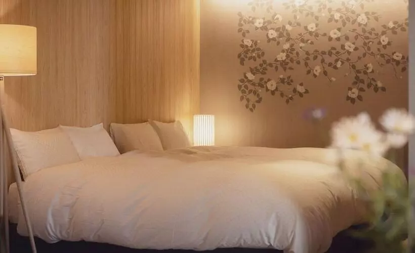 اتاق لوکس, Ryokan Asukasou At The Entrancne Of Nara Park
