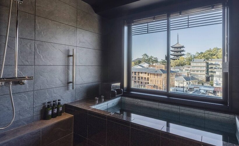 디럭스 룸, Ryokan Asukasou At The Entrancne Of Nara Park