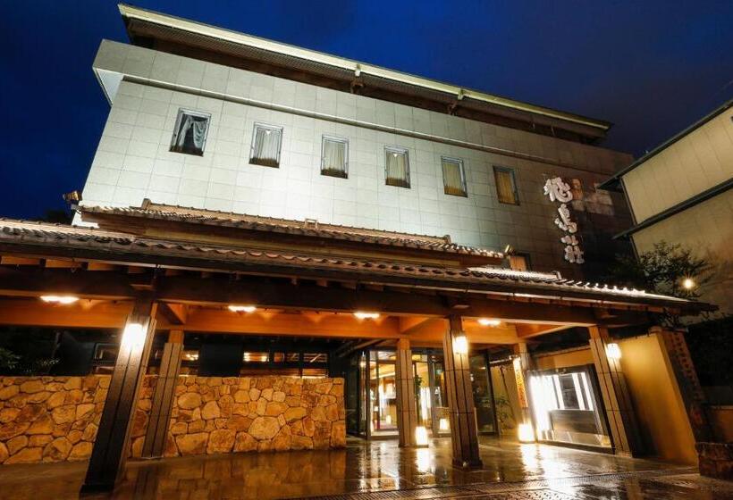 Номер Стандарт, Ryokan Asukasou At The Entrancne Of Nara Park