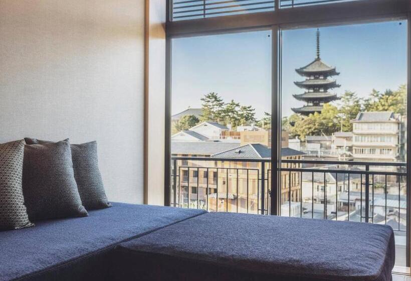 스위트, Ryokan Asukasou At The Entrancne Of Nara Park