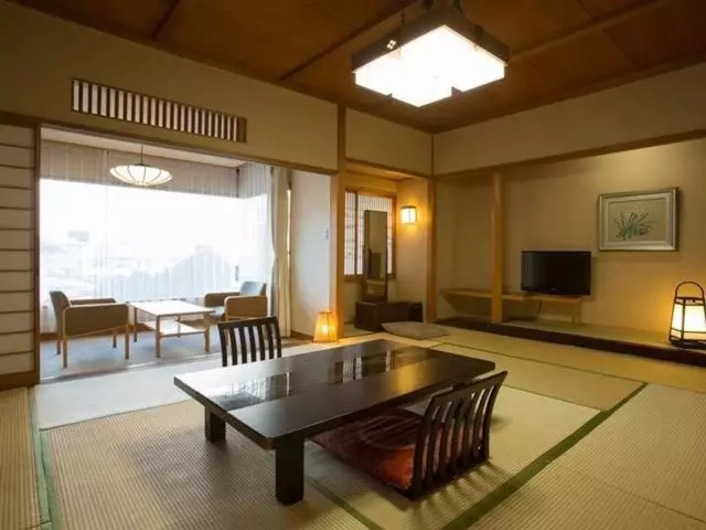 اتاق سوپریور چهار تخته, Atami Kinjokan