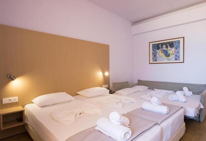 プールの見えるスタンダードトリプルルーム, Atlantis