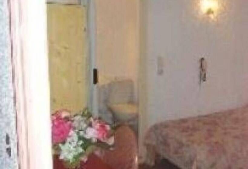 스탠다드 룸, Hôtel Saint Christophe