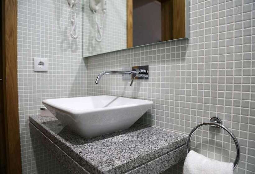 חדר סופריור, Inatel Manteigas