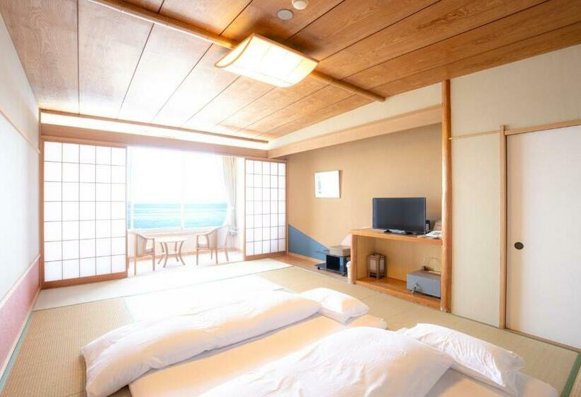 带海景标准四人间, Kameya Rakan