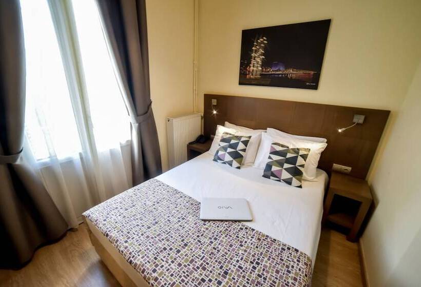 غرفة قياسية, Orestias Kastorias