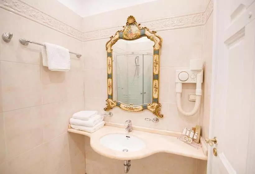 Executive-huone, Palaiologos Luxury City