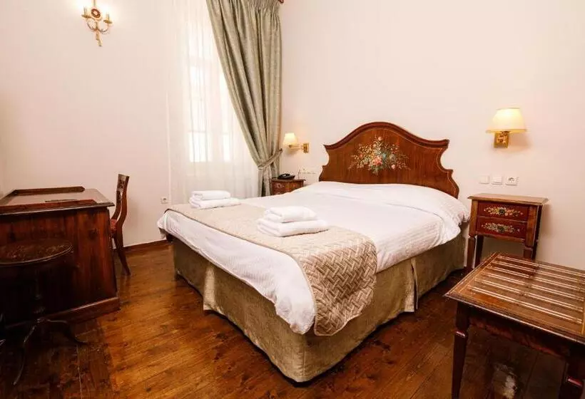 Standard Yhden Hengen Huone, Palaiologos Luxury City