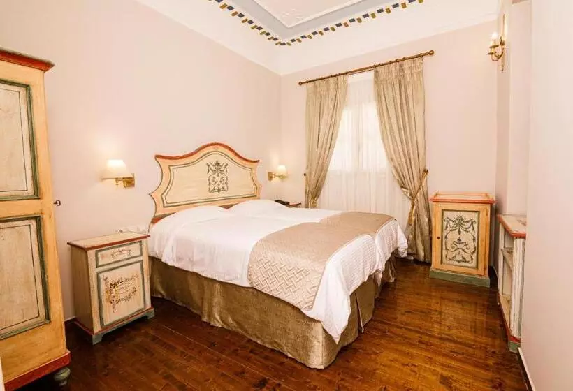 Standard-huone, Palaiologos Luxury City