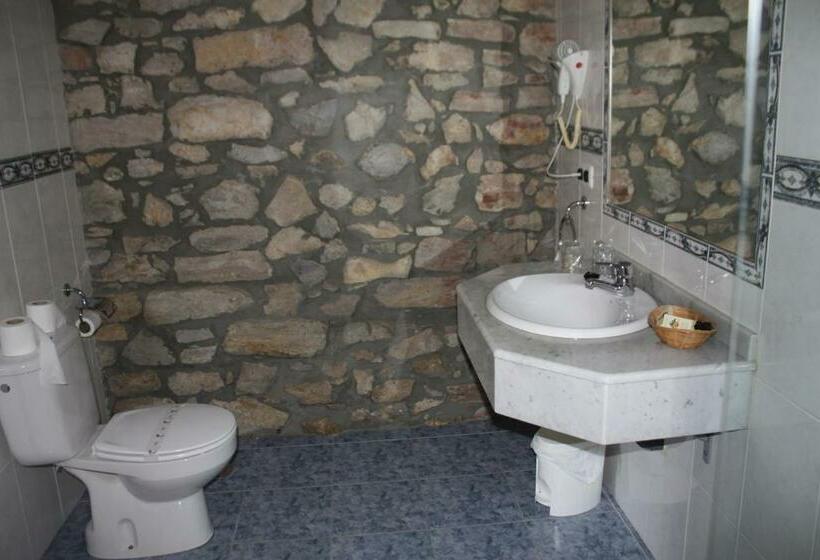 اتاق استاندارد چهار تخته, Casona Los Caballeros