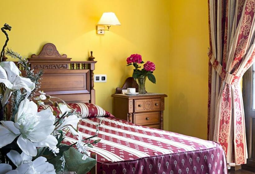 اتاق استاندارد سه نفره, Casona Los Caballeros