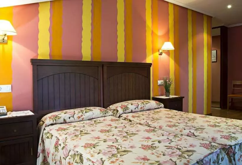 اتاق استاندارد چهار تخته, Casona Los Caballeros