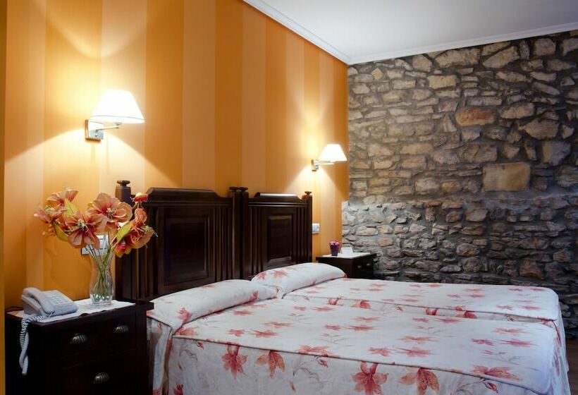 اتاق استاندارد سه نفره, Casona Los Caballeros