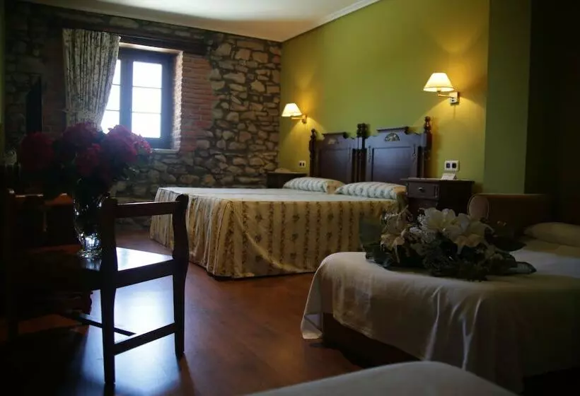 اتاق استاندارد سه نفره, Casona Los Caballeros