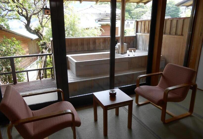 스탠다드 룸, Shin Kadoya