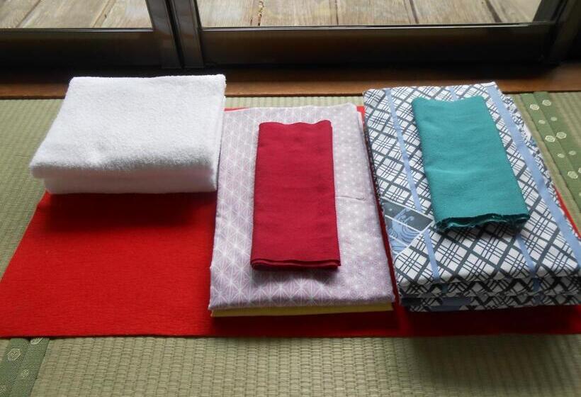 수피리어 룸, Shin Kadoya