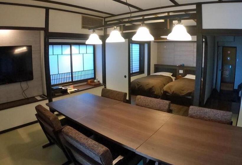 풀장 전망 스위트, Shin Kadoya