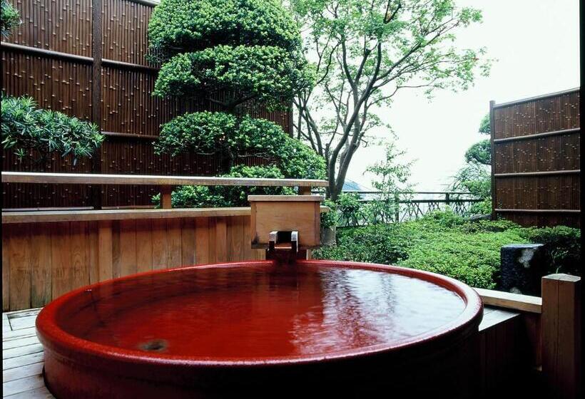 스탠다드 룸, Shin Kadoya