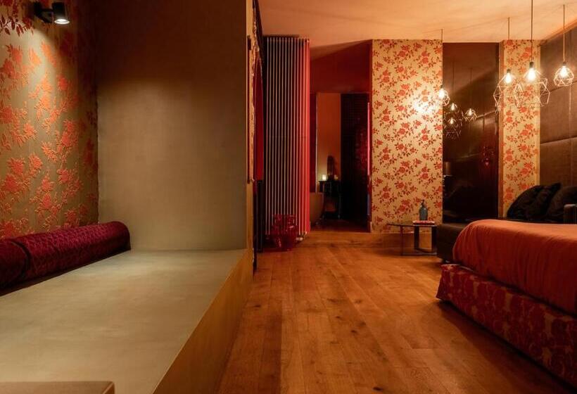 Люкс с гидромассажем, Verne Dreams