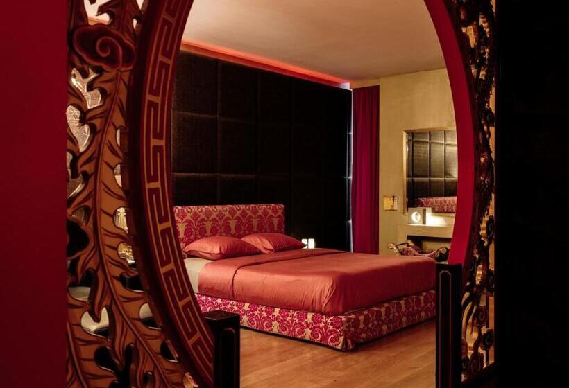 Люкс с гидромассажем, Verne Dreams