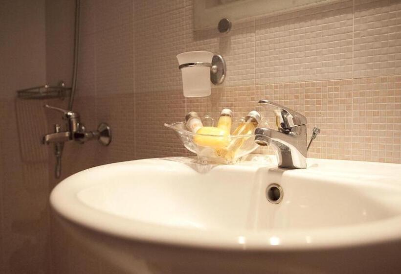 اتاق استاندارد, Virginia