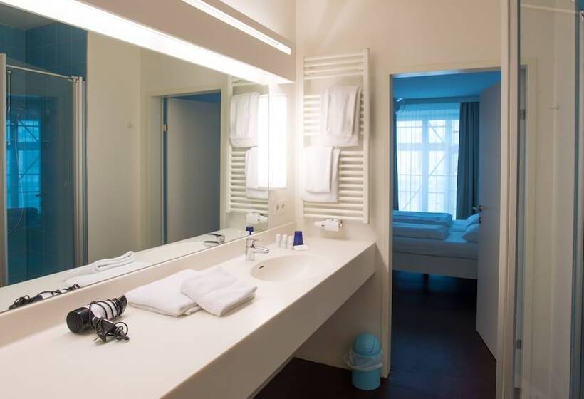 带1个卧室的带阳台的公寓, Stanys  Das Apartment