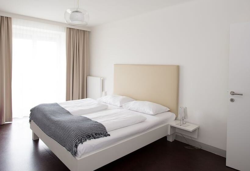 带1个卧室的带阳台的公寓, Stanys  Das Apartment