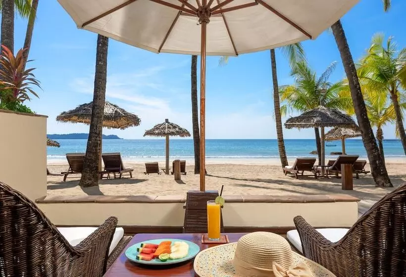 بانگلوی استاندارد با چشم‌انداز دریا, Bayview  The Beach Resort