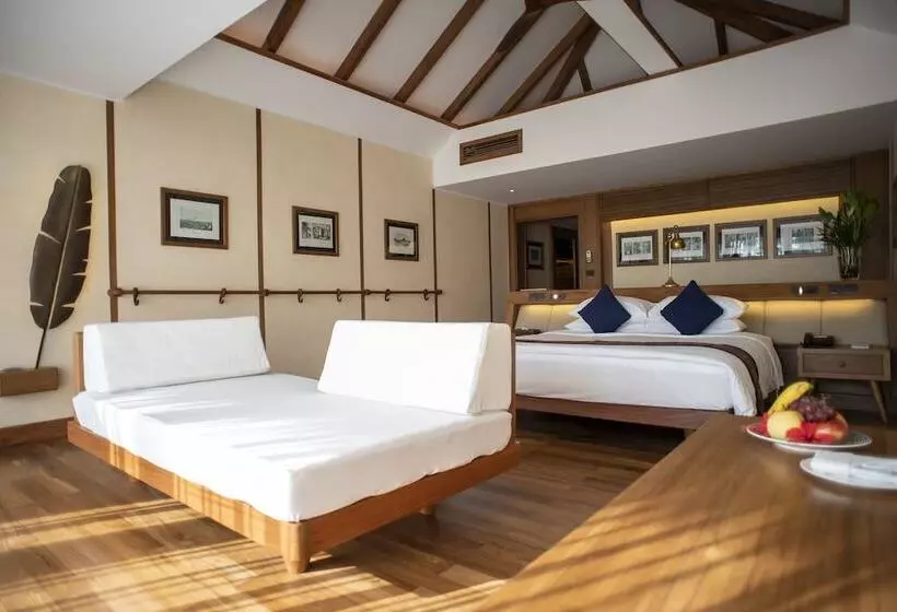اتاق لوکس, Bayview  The Beach Resort