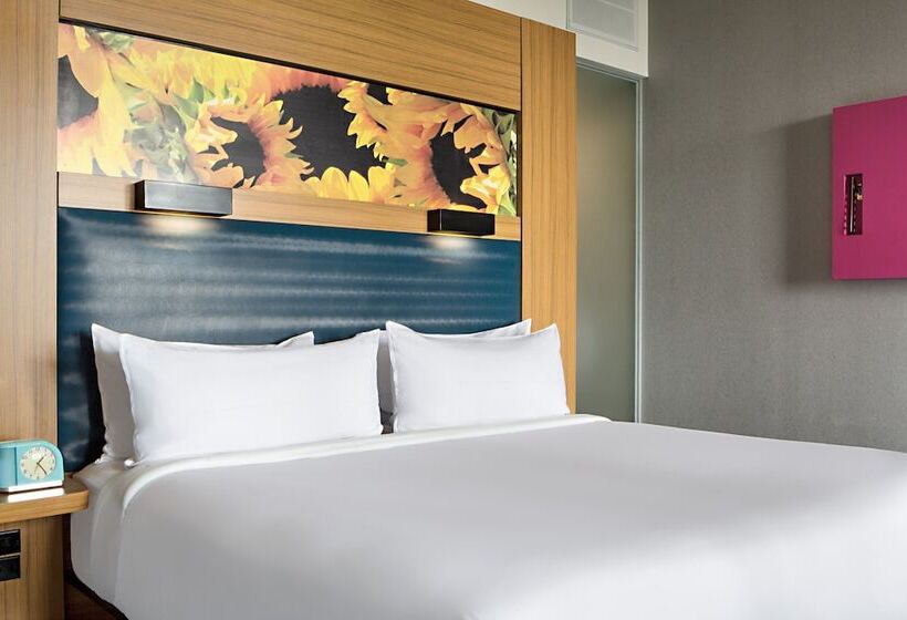 スイート, Aloft Dallas Downtown