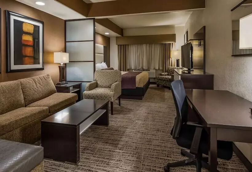 Sviitti, Best Western Plus Lackland Hotel And Suites