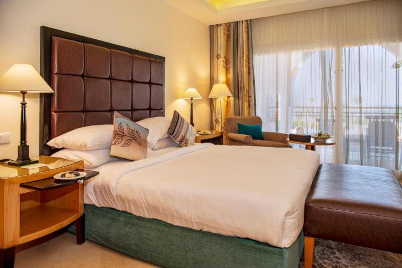 سوئیت با تخت بزرگ, Best Western Plus Lackland Hotel And Suites