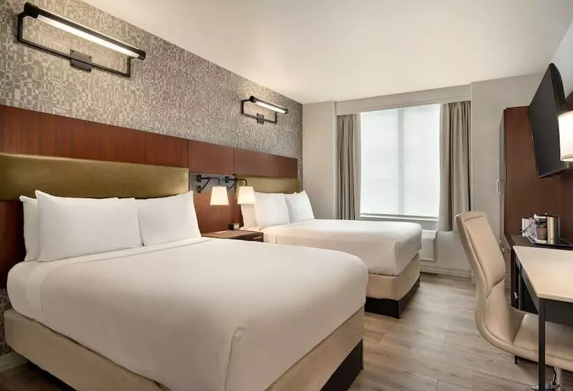 اتاق استاندارد با 2 تخت دوبل, Doubletree By Hilton New York Downtown