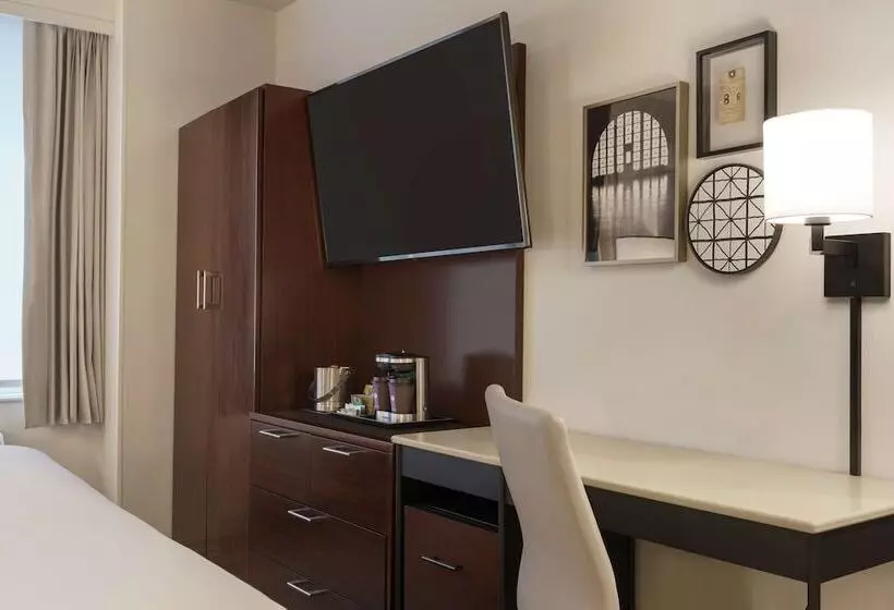اتاق استاندارد با تخت دوبل, Doubletree By Hilton New York Downtown