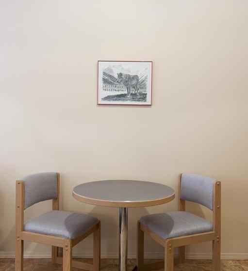 スタンダードルーム, Fernie Slopeside Lodge