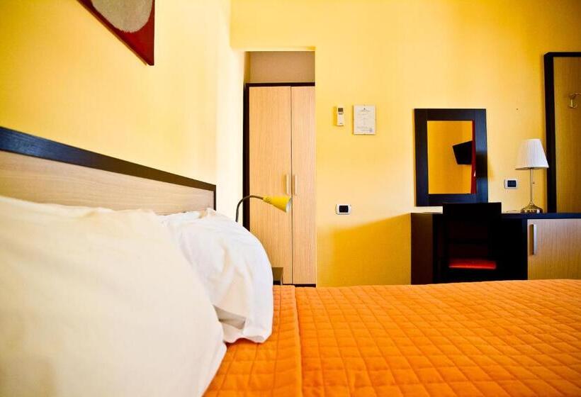 اتاق سوپریور, Garden Village San Marino