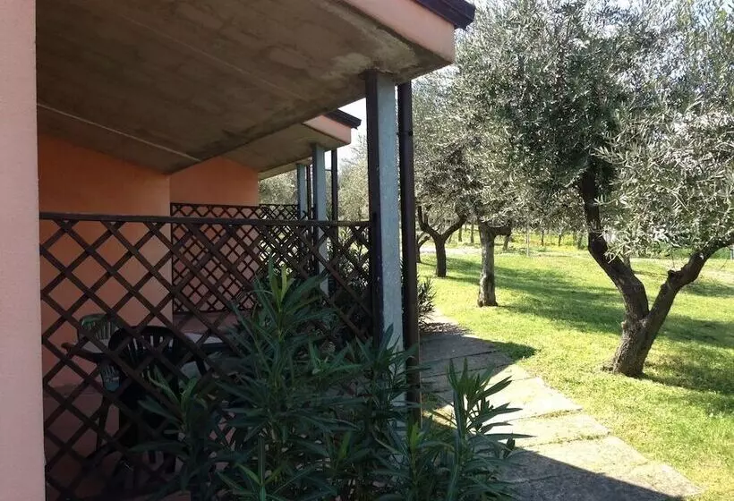 Camera Classica, Garden Village San Marino