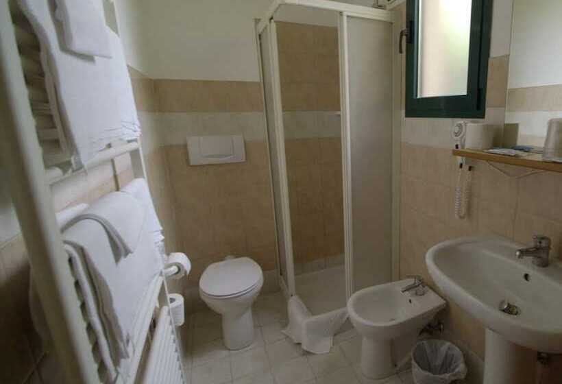 اتاق سوپریور, Garden Village San Marino