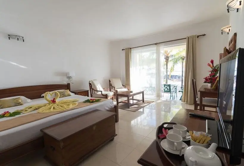 اتاق لوکس با چشم‌انداز دریا, Hibiscus Boutique