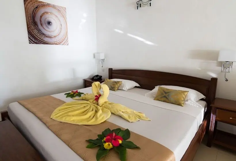اتاق لوکس با چشم‌انداز دریا, Hibiscus Boutique