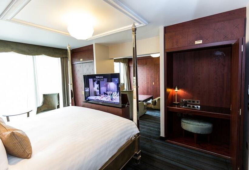 Полулюкс Кровать Кинг, Hilton London Syon Park