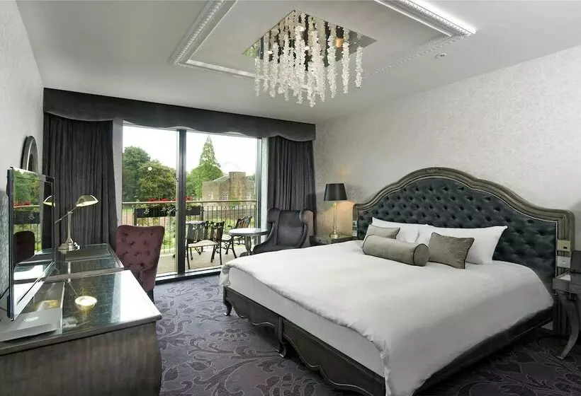 Juniorsviitti King-vuode, Hilton London Syon Park